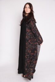Abaya with elegant geometric patterns in black - Image 2