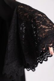 Black balloon abaya with wide lace sleeves - Image 2
