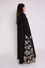 Black abaya with side embroidery and cufflinks decorated with shiny floral patterns in gold and beige - Image 6