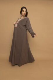 Luxurious colorful abaya with floral design and luxurious crepe fabric - Image 7