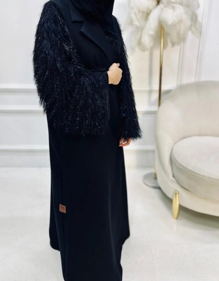 Abaya with wide sleeves, luxurious black clutch decorated with shiny fringes - Image 2