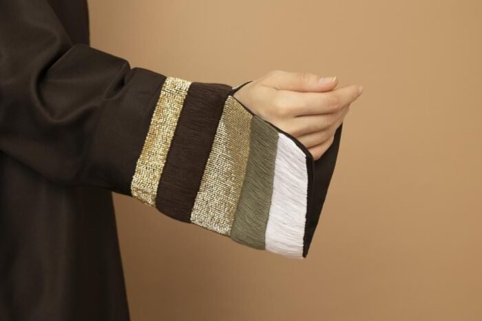 Classic hand embroidered abaya in sleeves - Image 3