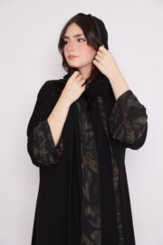 عباية منقوشة أكمام راقية – تصميم فني من عباية ثري